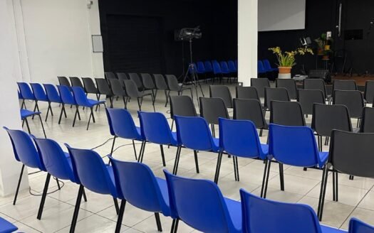 Local commercial à vendre – Le Ouaki